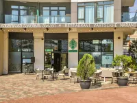 White Sails Residential Hotel Các khách sạn ở 