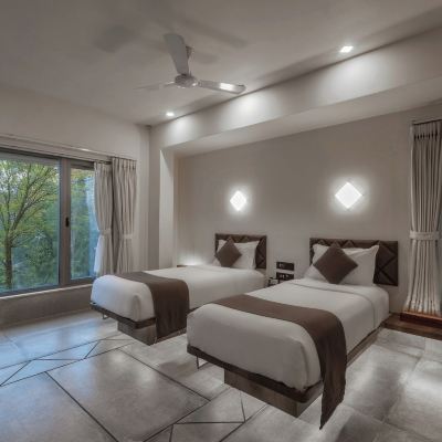 Classic Double Room De Glance Hotel Promo Code