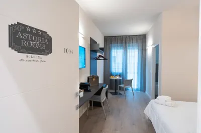Astoria Comfort Rooms Hotele w: 