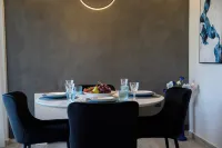 Versa Villas