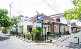 Omah Inap D24 Syariah near Universitas Aisyiah Yogyakarta Mitra RedDoorz - Housity