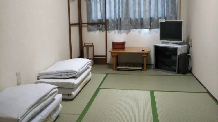 鈴 部屋