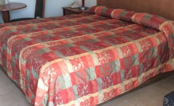 Budget Inn - Housity