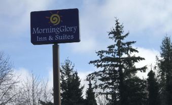 MorningGlory Inn & Suites