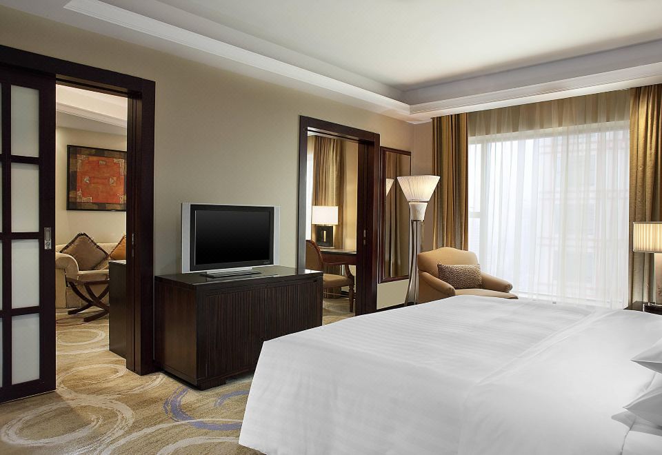 高级套房（客厅+主客双衞+汉斯格雅衞浴+甜梦之床）