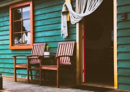 Salt Box Hideaway Hideaway