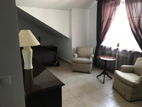 三人房（带独立浴室）