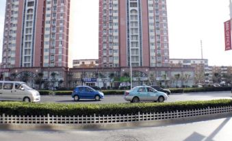 Hanting Hotel (Tianjin Wangdingdi)