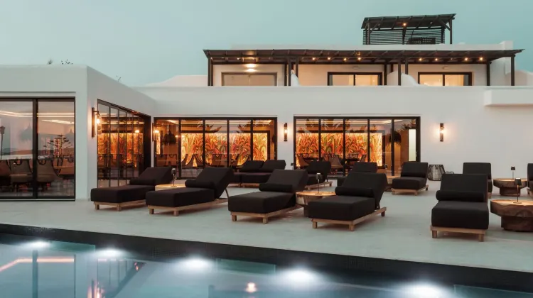 Asty Mykonos Hotel & Spa 外観