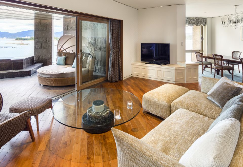 总统水疗套房~潮汐~ 四人房，套房，海景，禁烟