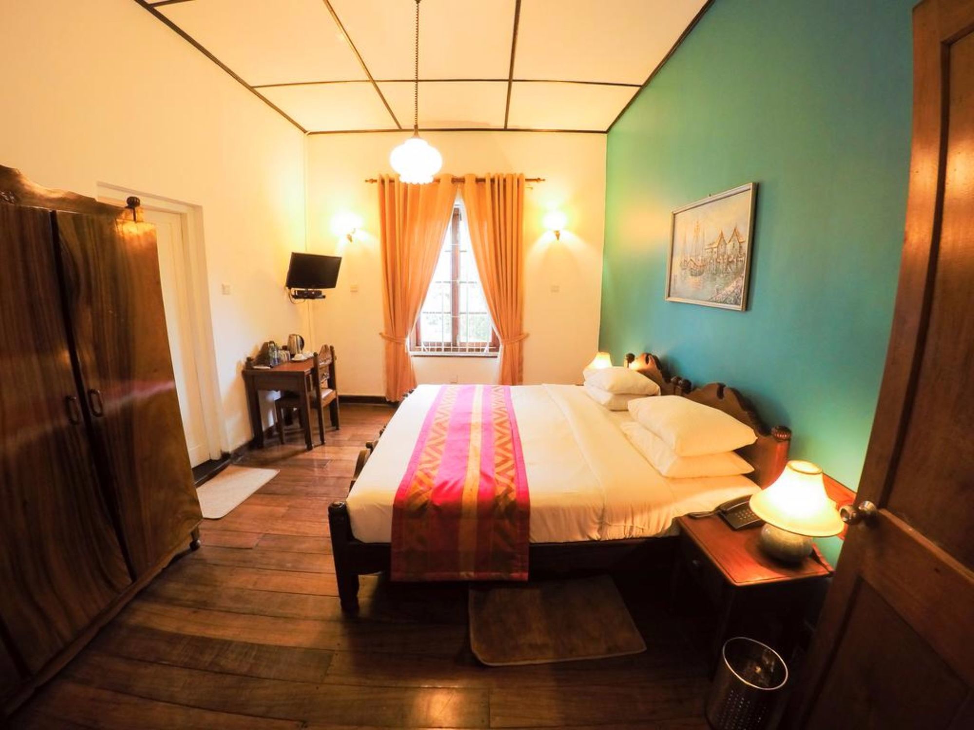 高级房（带浴缸）