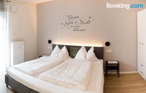 高級一卧室帶陽台公寓