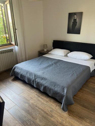 两卧室公寓 - 带露台