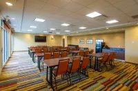 Fairfield Inn & Suites Jamestown