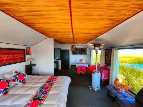 豪华特大床套房