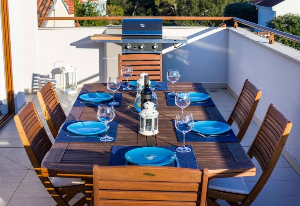 Hotel Aquamarine Deluxe Penthouse, Dining, Restaurant