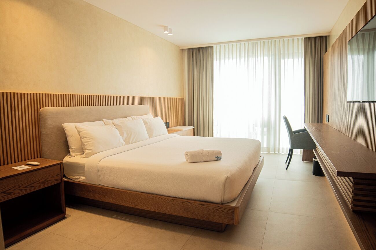 海景豪华大床房带阳台