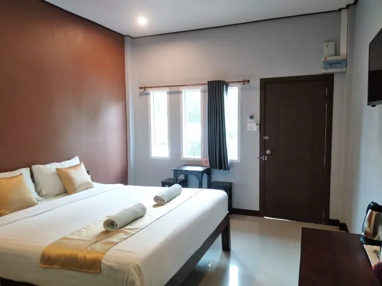 ห้องสแตนดาร์ด เตียงใหญ่ 1 เตียง