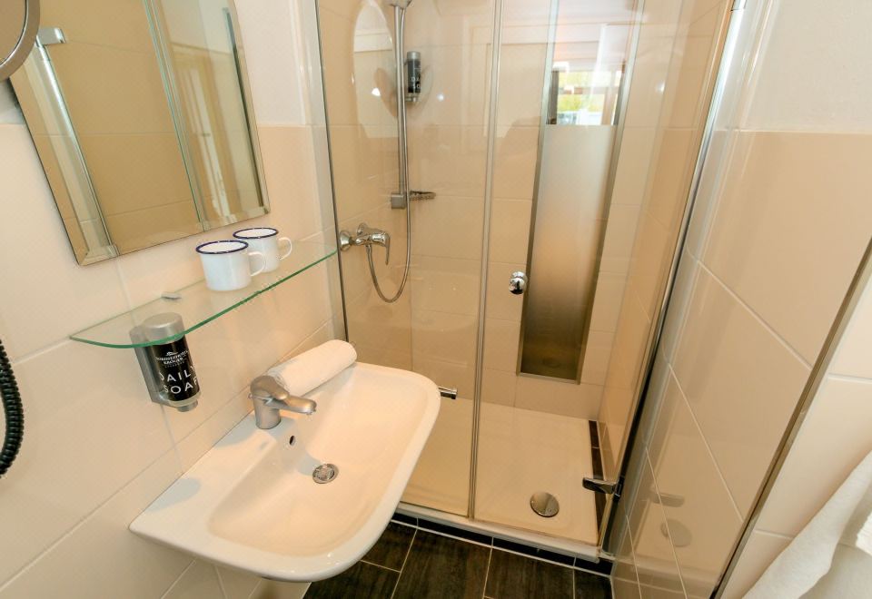 天井舒适双人间