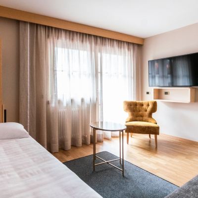 Standard Suite Aritz Promo Code