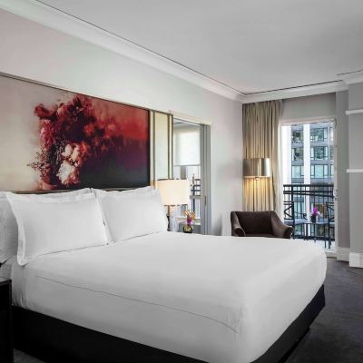 Mobility Accessible Junior Suite with Shower Waldorf Astoria Chicago Promo Code