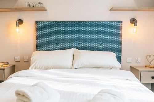 Blairgowrie Holiday Park Two Bedroom Caravan With Hot Tub