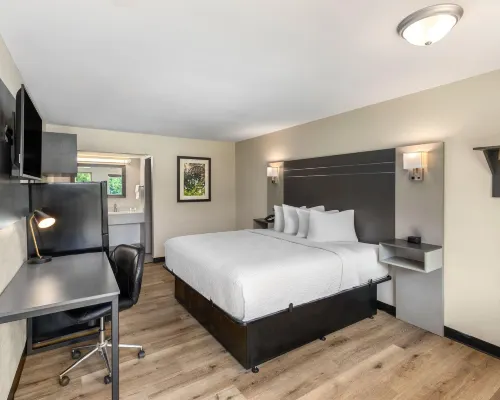 Baymont by Wyndham Dothan Các khách sạn ở Dothan