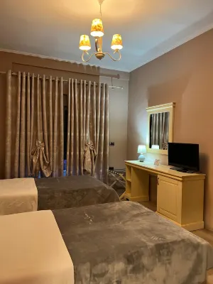Dream's Hotel Hotele w: 