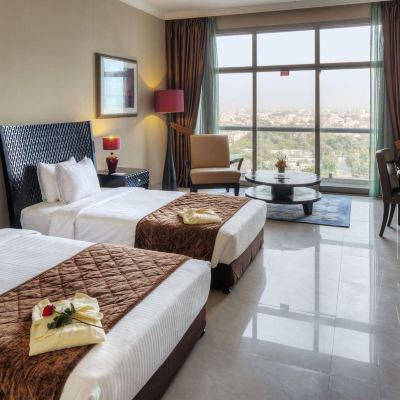 Deluxe King Room Oryx Hotel Promo Code
