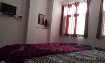Sejal Paying Guest House