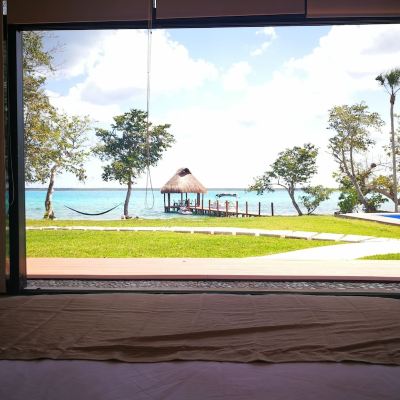 Deluxe Suite, 1 King Bed, Bathtub, Lagoon View