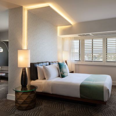 Marvelous King Suite W Los Angeles - West Beverly Hills Promo Code