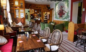 The Fountain Inn - Housity