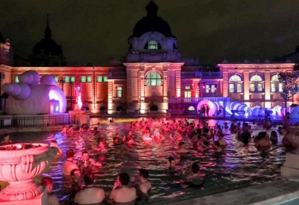 Váci Street Gold Holiday Apartment