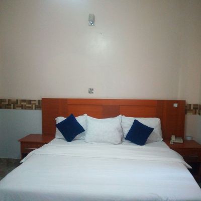 Superior Room Bayse One Place, Jericho Promo Code