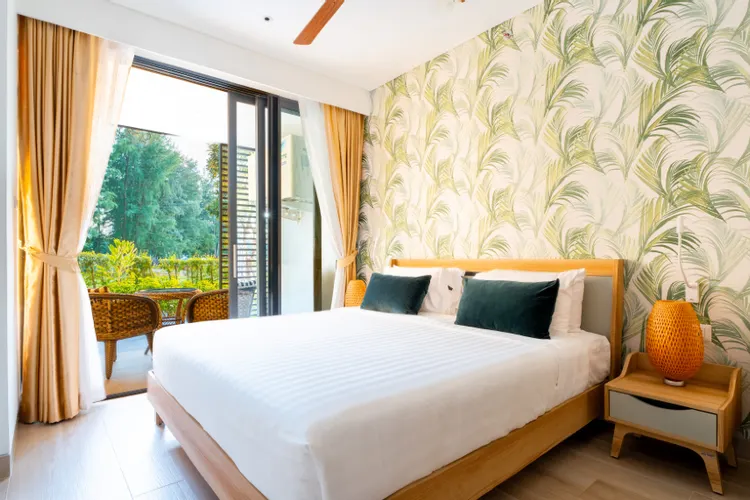 2 Br Sea&Terrace