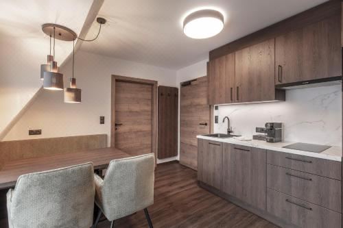 一卧室公寓（带阳台）