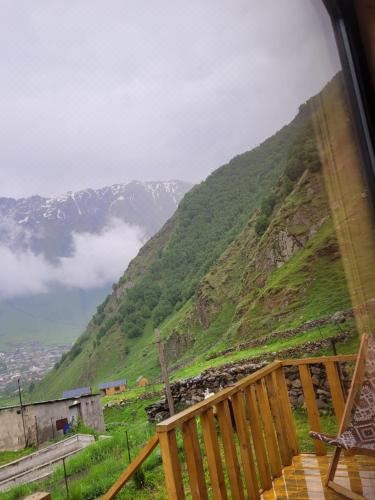 Pine Chalet Kazbegi Apartment with Mountain View