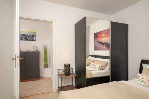 高级一卧室带阳台公寓