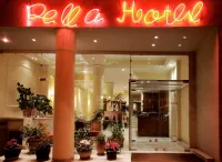 Pella Hôtels à : 