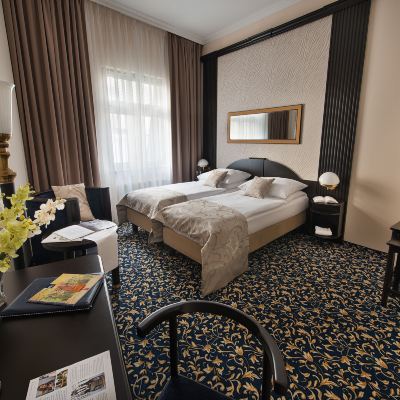 標準雙人或雙床房 埃斯普里特皇家酒店優惠