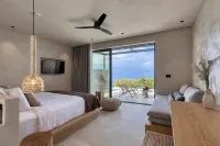 ​Le Grand Bleu Resort