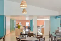 Golden Club Cabanas