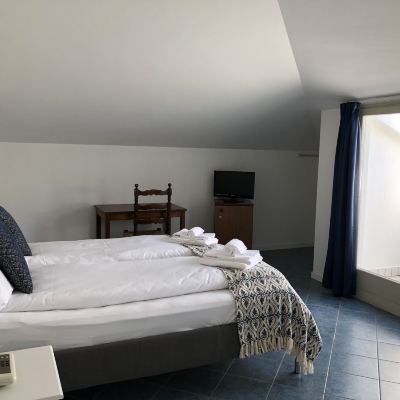 Two-Bedroom Family Room With Lake View Hotel La Fontana Promo Code