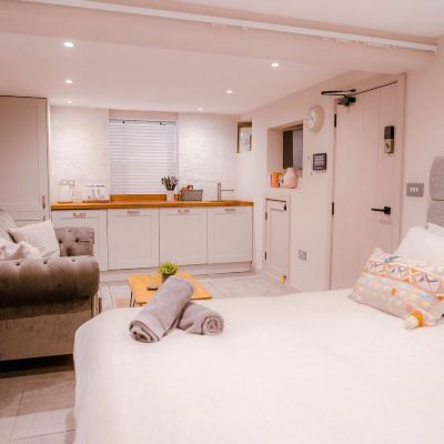 Studio With Ensuite The Hideaway Promo Code