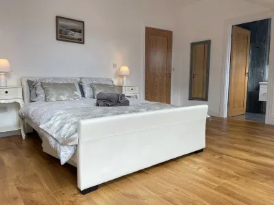 Luxury Waterfront Apartment Hotels in 