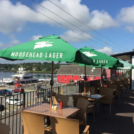 The Dockside Inn & Restaurant