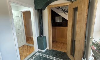 Ashville Guesthouse - Housity