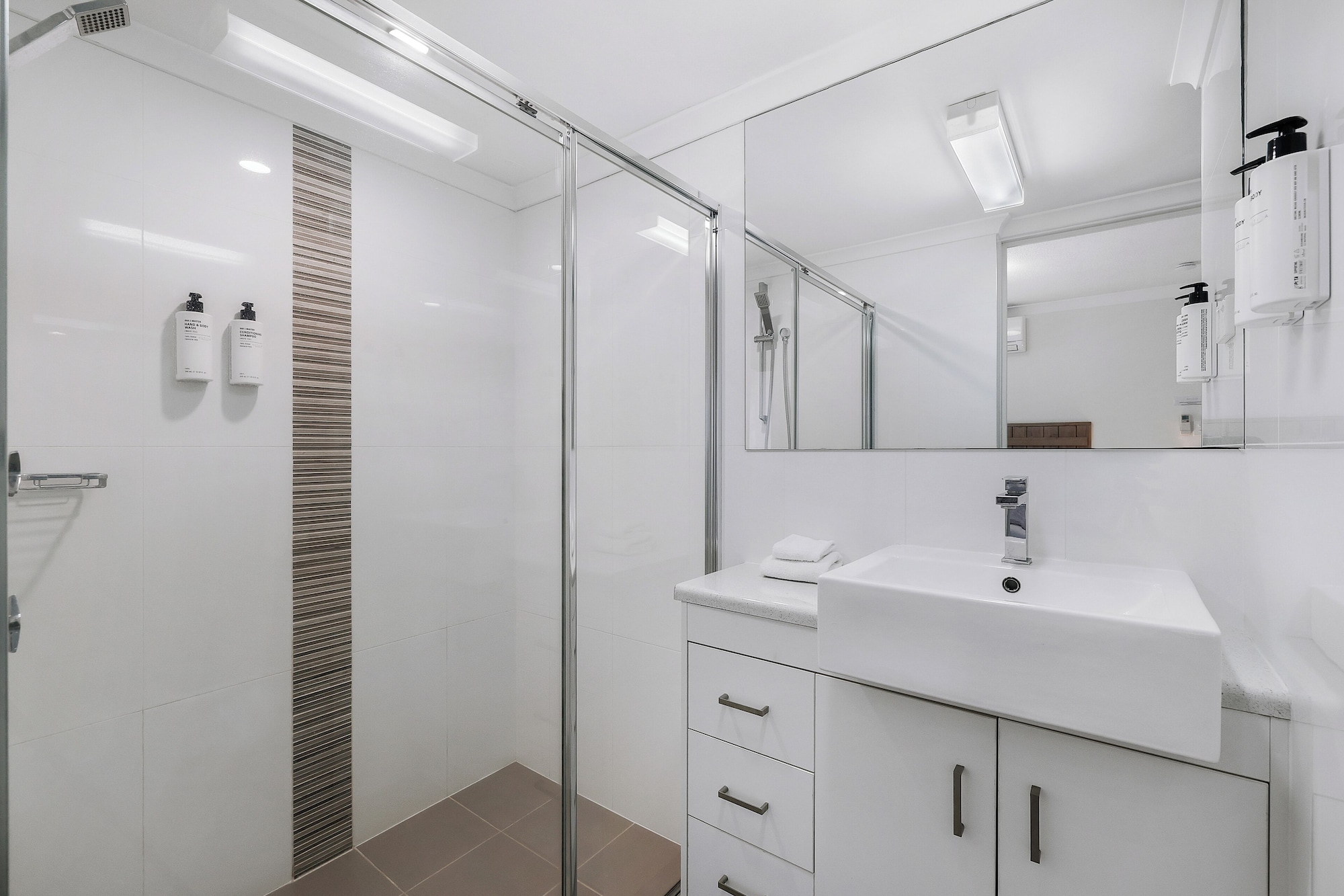 两卧室海景公寓