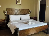 Koki Lodge Hoteles en Central